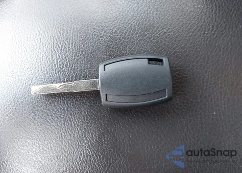 2016 Ford Focus Se из США, поврежденный, VIN 1FADP3F22GL271034